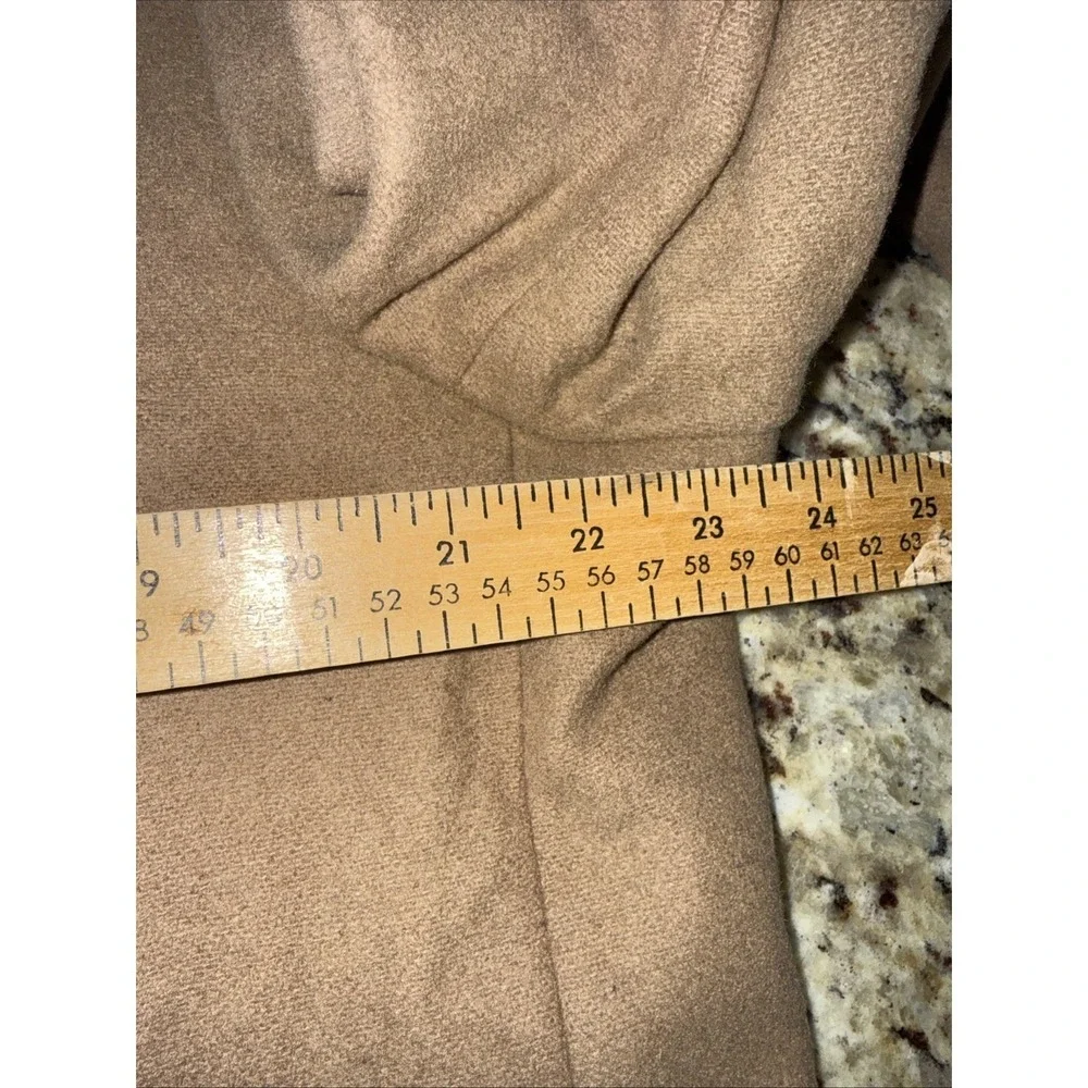 Ralph Lauren Mens Overcoat  Camel fully lined 3 button Italian Wool Fabric. 5513